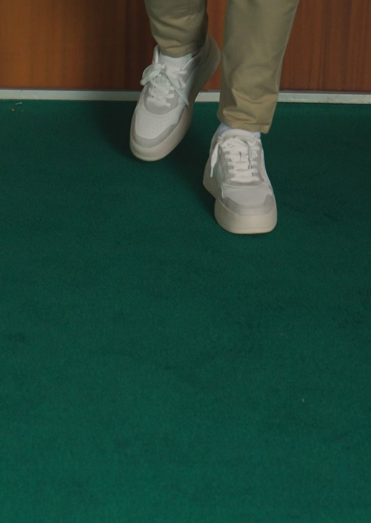 Video laden: Low Court Basic White / White