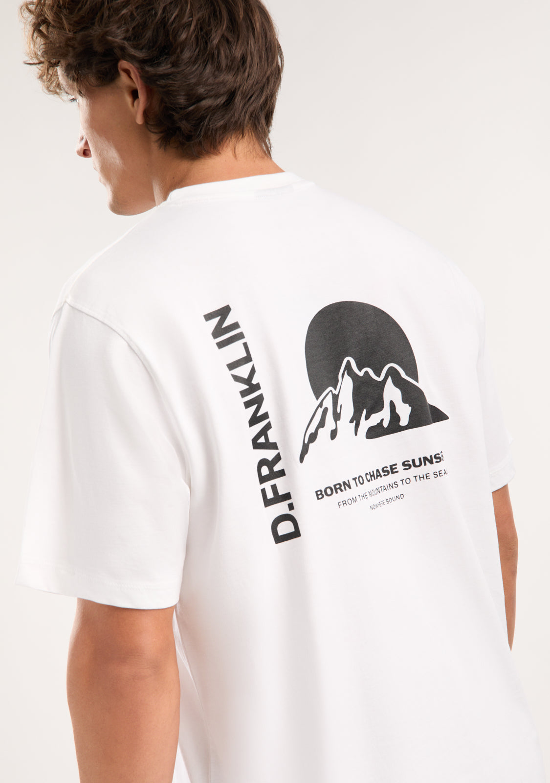 Sunsets T-Shirt White / Black