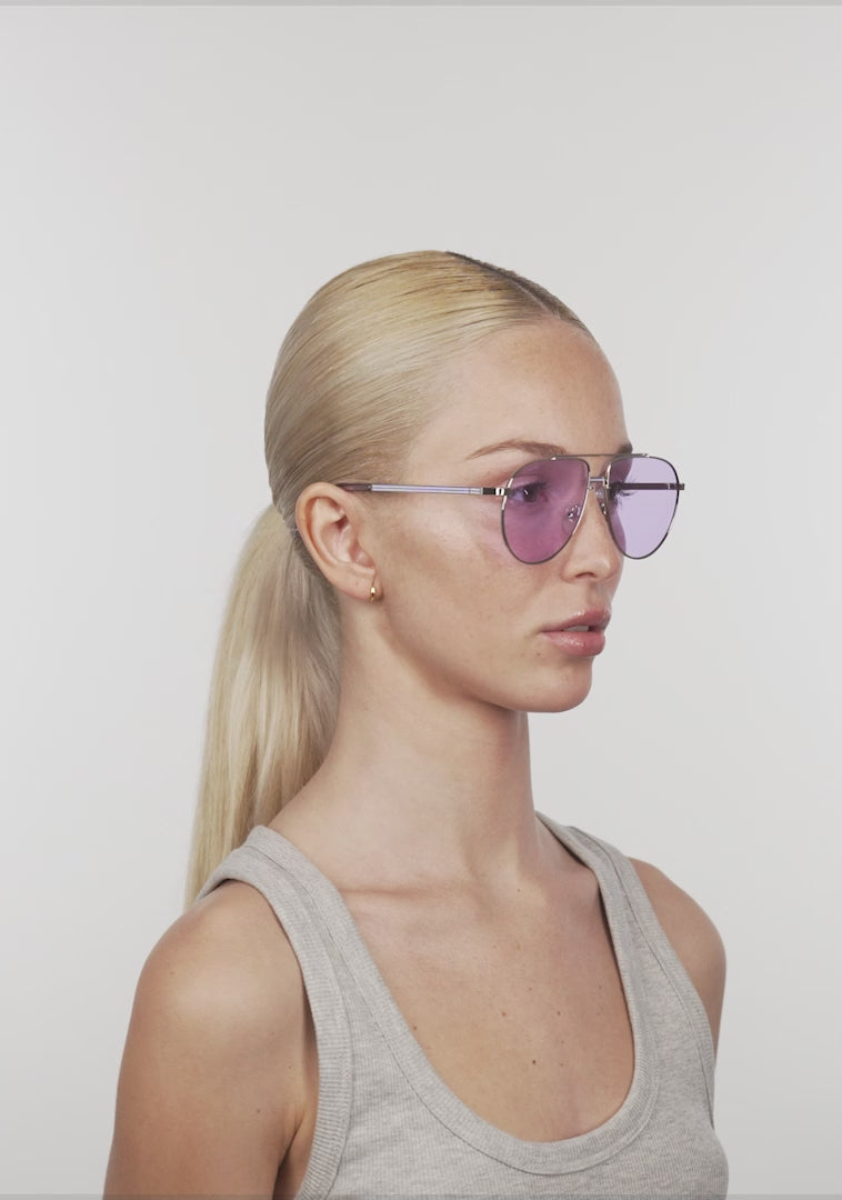 Video laden: Aviator Legacy Silver / Lavender