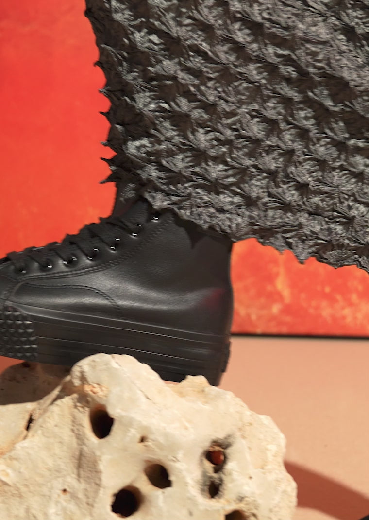 Video laden: Triple Med Black