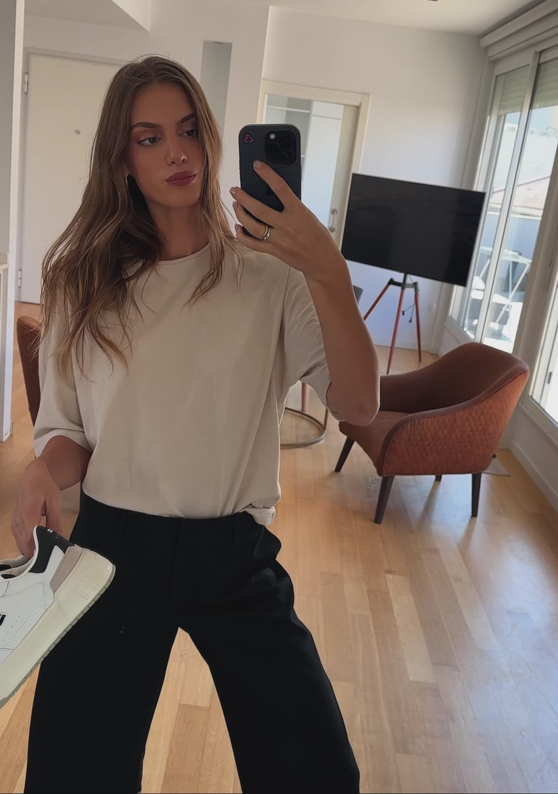 Load video: Court Basket Basic White