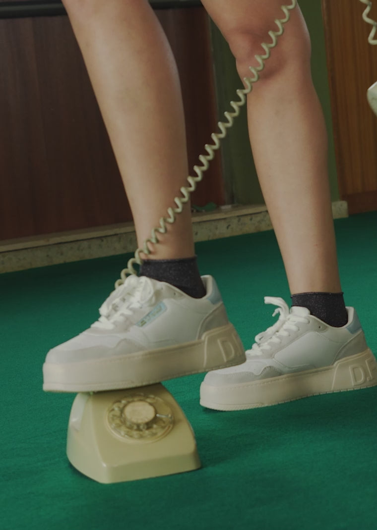 Video laden: Low Court Basic White / Blue