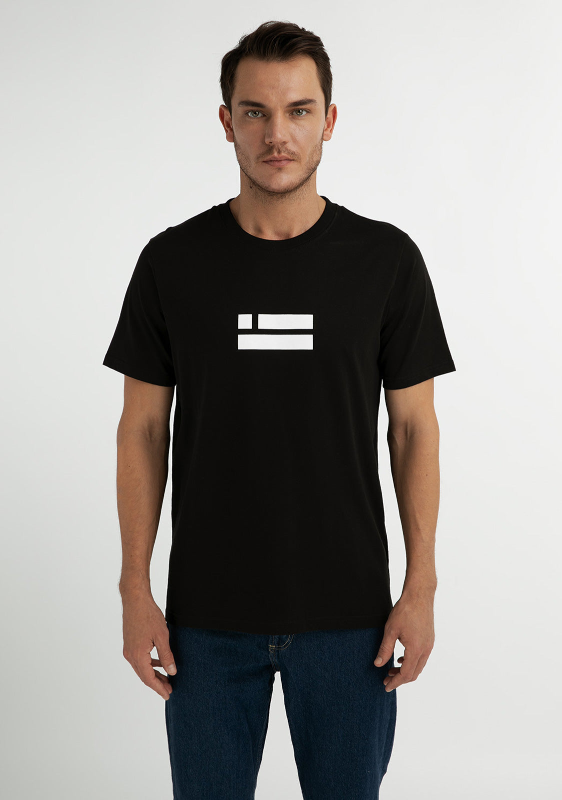 Flag T-Shirt Black / White
