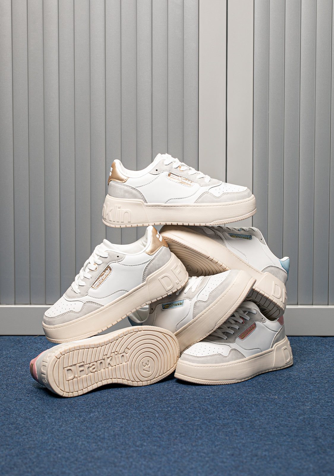 Low Court Basic White / Blue